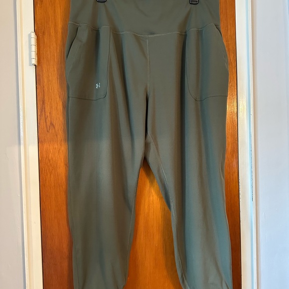 Under Armour Pants - Under Armour Fitted Green Apparel